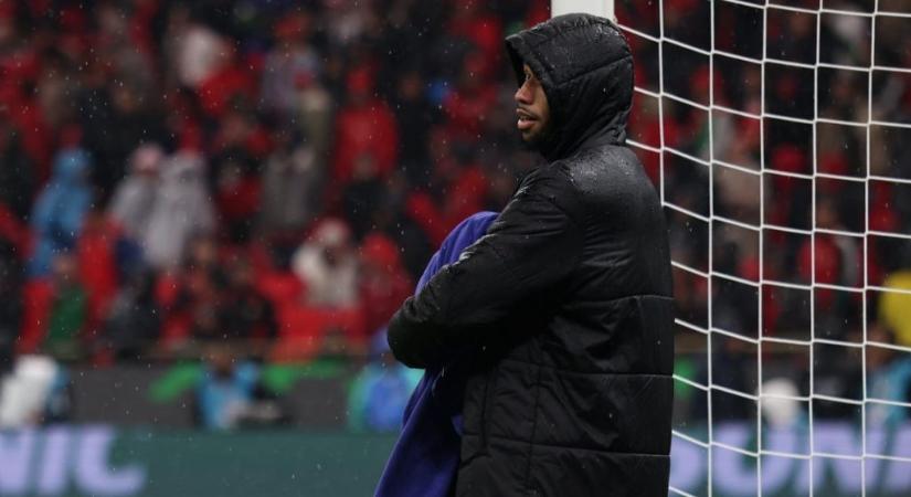 A szenegáli cserekapus a földön birkózott a labdaszedőkkel, mégsem emiatt indít vizsgálatot az afrikai szövetség