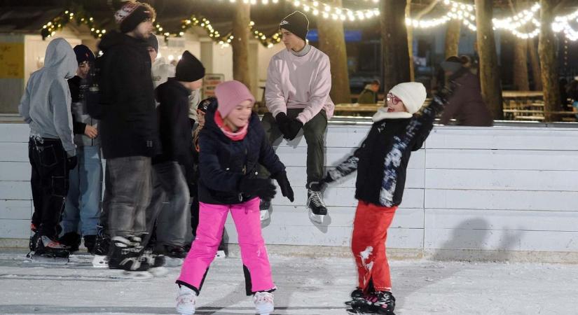 Felejthetetlen élményt kínált Balatonalmádiban a Jégpályák éjszakája (galéria)