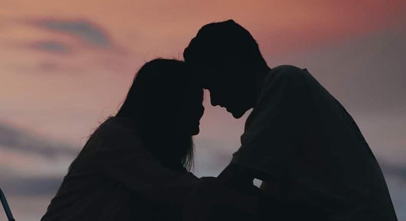 19 éve alkottak egy párt, amikor kiderült a szörnyű igazság