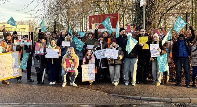Kilencnapos tanársztrájk indult Anglia 20 iskolájában – több mint száz állás kerülhet veszélybe