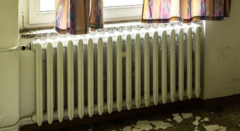 Lesújtó állapotban a BME épülete, télikabátban vizsgáznak a diákok – Ezt a fotót posztolta Hanna