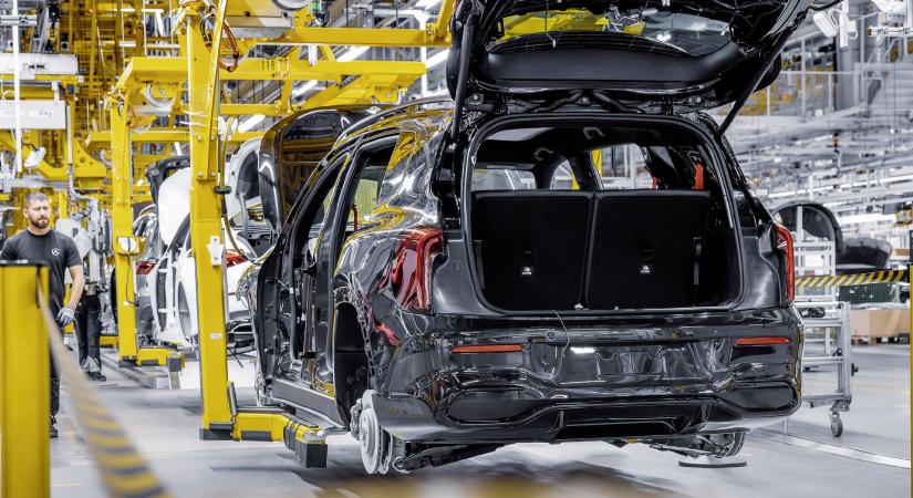 Magyarországon gyártják a Mercedes elektromos terepjáróját