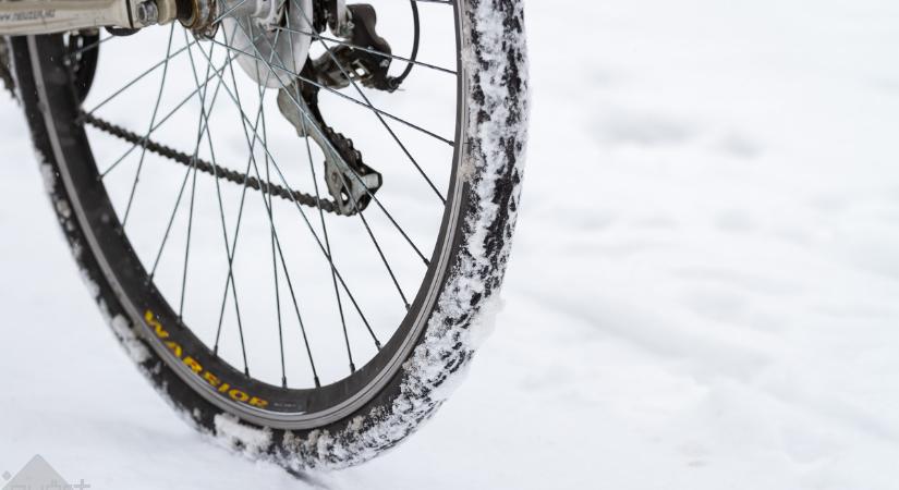 Téli bringázás: csak ésszel és óvatosan!