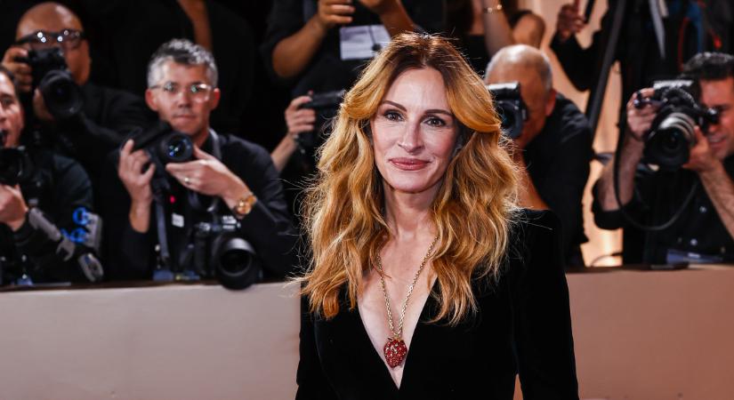 Ilyen szexjeleneteket se forgattak még! Ahogy Kim Cattrall érkezett a SATC forgatására, mindent visz