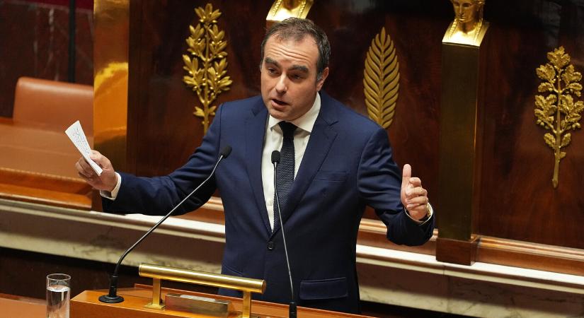 A francia kormány mégis megkerüli a parlamentet a költségvetés elfogadásához