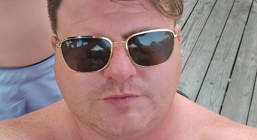 „Az apám a szemeim előtt halt meg” - Nem vették komolyan a 34 éves férfi panaszait a kórházban, tragédia lett a vége