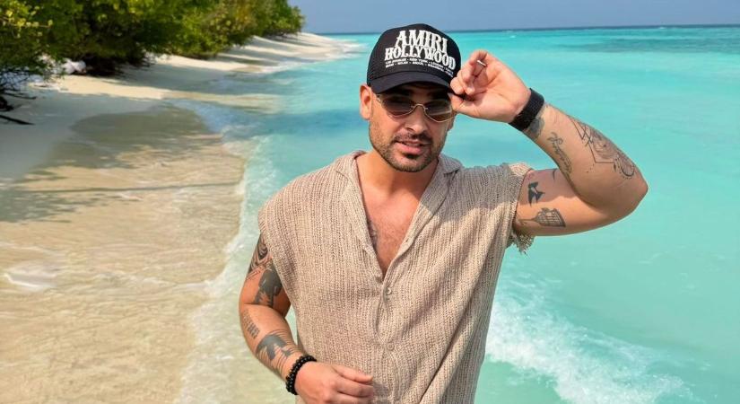 Cápák közé vetette magát Horváth Tamás