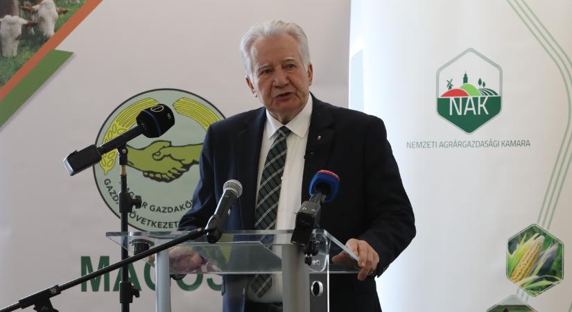 Online petíció indult a NAK honlapján az agrárpiac és az uniós gazdálkodók tönkretétele ellen
