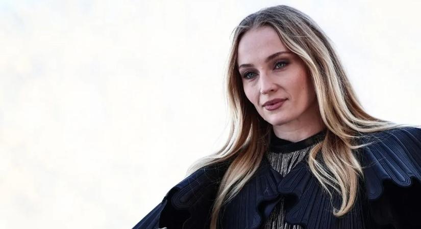 Súlyos betegségéről vallott Sophie Turner