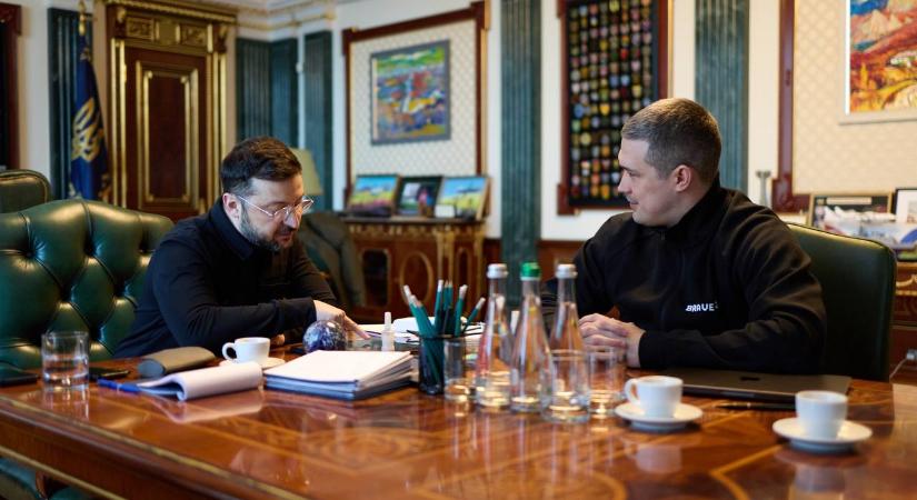 Zelenszkij: megállapodtunk a légvédelem megerősítéséről és a fegyverellátás átvilágítására vonatkozó személyi döntésekről