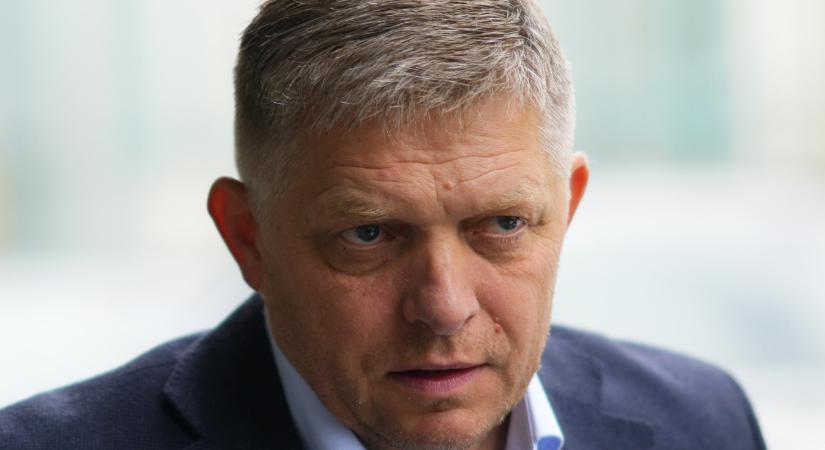 Robert Fico az amerikai atomalkuval egyensúlyoz a nagyhatalmak között