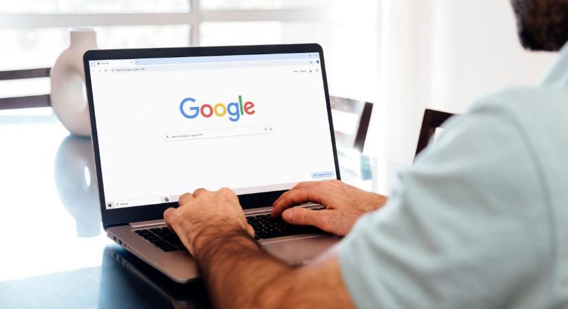 Sokan a Google-tól szeretnék megtudni, hogyan kell csókolózni