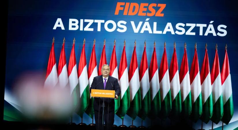 Orbán Viktor: Szánjunk két percet a háborúból való kimaradásnak