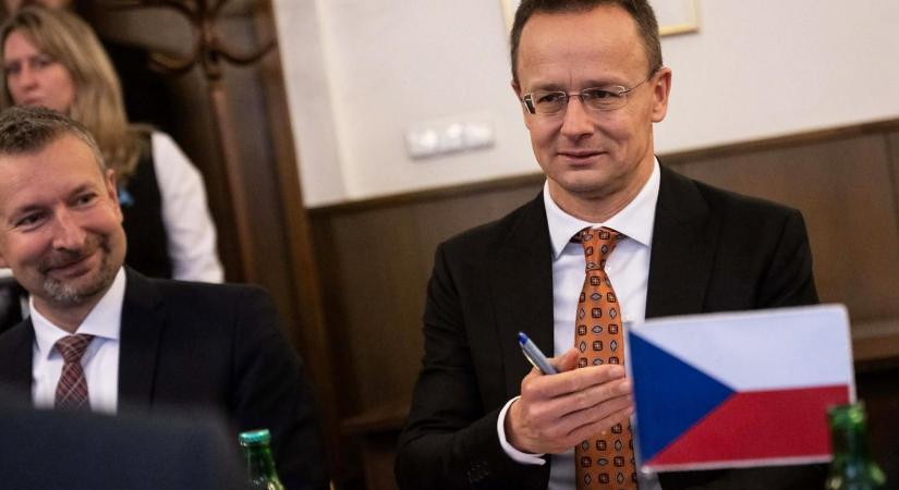 Szijjártó Péter nem tartja uniós kérdésnek Grönland ügyét