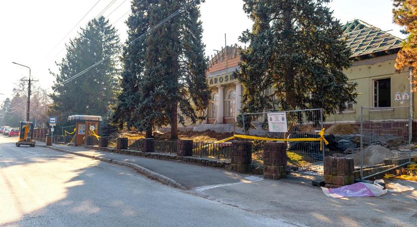 Mintegy 300 millió forintnyi önkormányzati kifizetés lehet aggályos, a hivatal elutasította a közérdekű adatigénylésünket