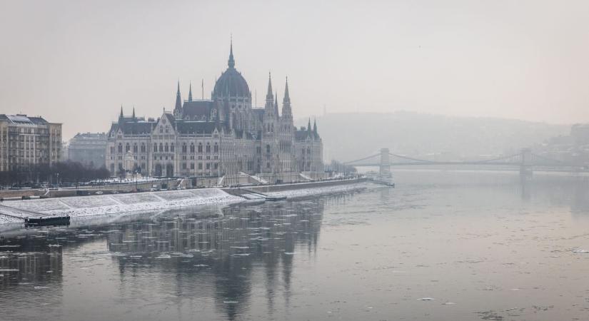 A főváros térségében tartósan borult lesz az idő, de az ország egyes részein már kisüt a nap