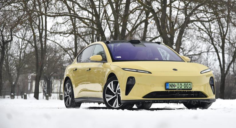 Prémium villanyautó Kínából, Tesla-méretben – Nio ET5-teszt
