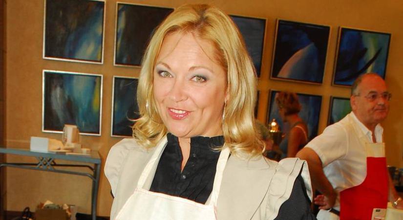 Ma 60 éves a Barátok közt Berényi Zsuzsája: szuperszexi fotókon pózol a fogyása után