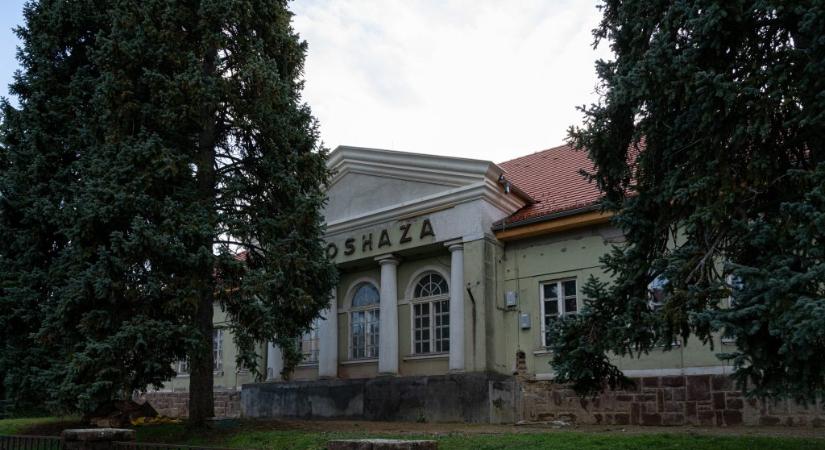 Rokoni cégek kaptak százmilliós kifizetéseket a korábbi fideszes városvezetés idején Fonyódon