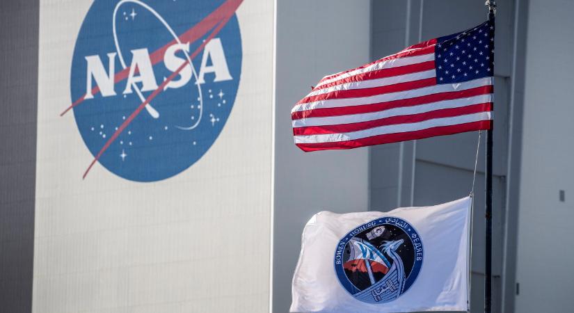 Már a kilövőállomáson van a következő holdmisszió rakétája