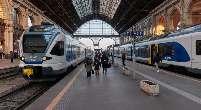 Béremelés és extra juttatások: ennyivel nő a MÁV-osok fizetése