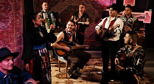 "Nagyon érezzük egymás lelkét" - új dalt hozott a Parno Graszt és DÁNIELFY