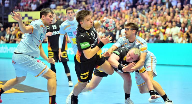 Az olimpiai ezüstérmes gyorsan kiköszörülte a csorbát, és maximális pontszámmal jutott középdöntőbe az Eb-n