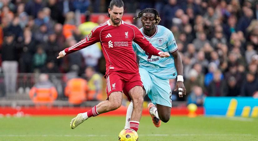 "Imádom ezt a gyereket" - Szoboszlai megsiratott egy kisfiút, majd jött egy szerelmes nagymama