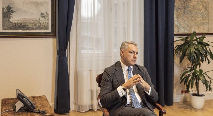 Lázár János nyilvánosságra hozta az új KRESZ tervezetét