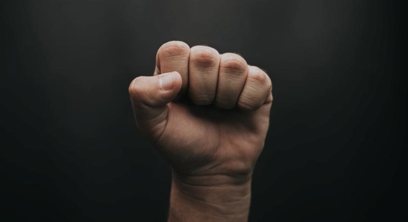 A Petőfi utcában vívott szabadságharcot egymással két férfi Szombathelyen