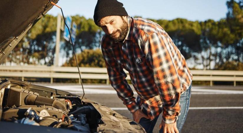 Micsoda tévhit: ezt nem is kell magunknál tartani az autóban, a rendőr nem büntethet a hiányáért