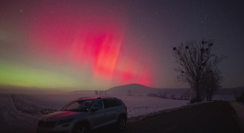 GALÉRIA: Káprázatos sarki fényben pompázott az éjszakai égbolt országunk és Európa nagy része felett