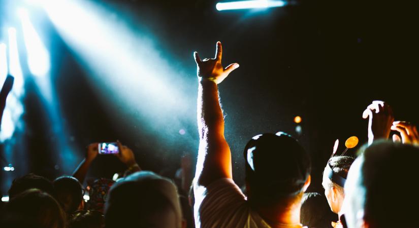 Soha nem látott őrület Budapesten: 63 ezren buliznak majd Sebestyén Balázzsal a Sziget előtt