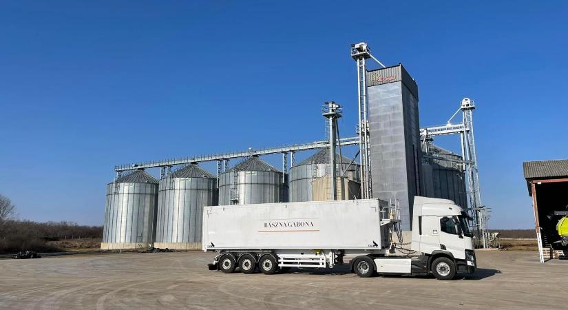 Végrehajtást indított Kósa Lajos agrárbotrányban érintett rokonának egyik cégénél a NAV