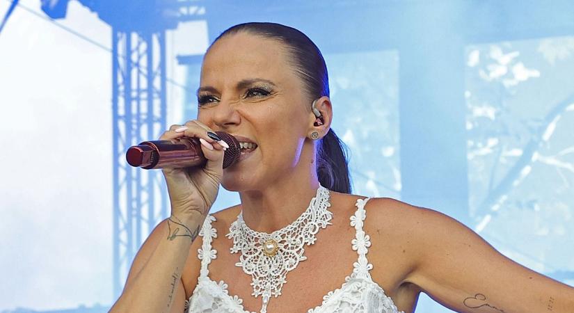 Életet mentett NOX Szilvi: végzetes dologra készült a zenekar egyik rajongója