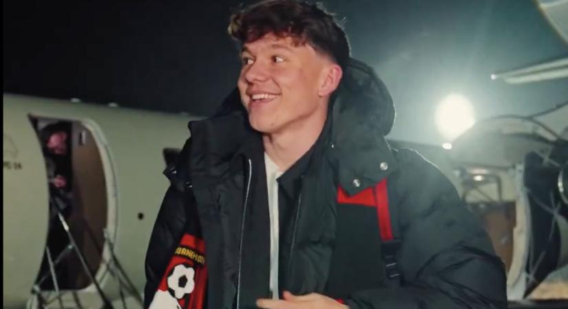 Itt a bejelentés: Tóth Alex a Premier League-be igazolt - hivatalos