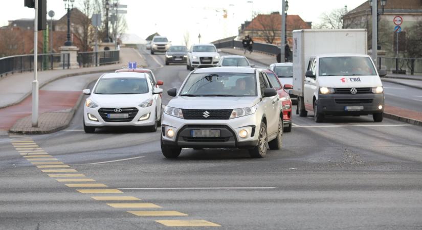 Ötven év után teljesen új KRESZ jön – most mutatták meg a tervezetet