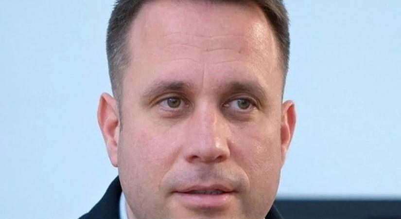 Dömötör Csaba: Nincs annyi pózolós fotó, ami el tudná fedni a hazugságot