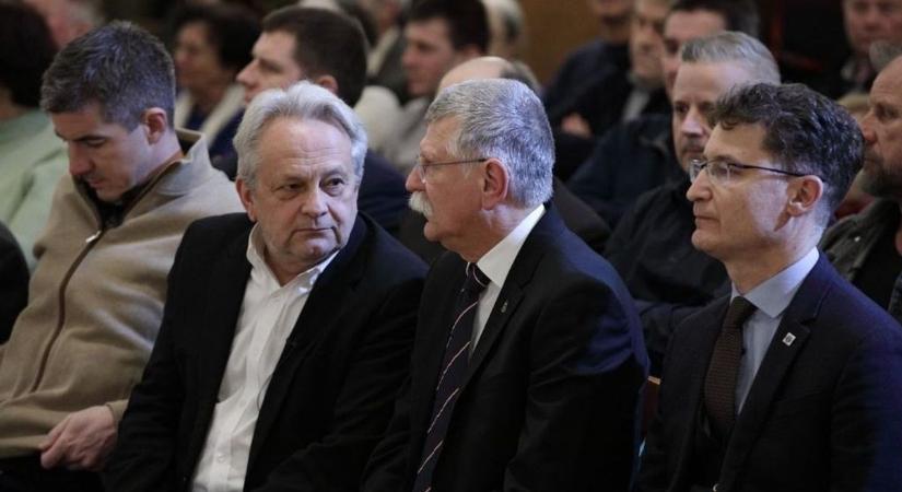 Sorsdöntő választás küszöbén: erős üzenetek Székesfehérvárról