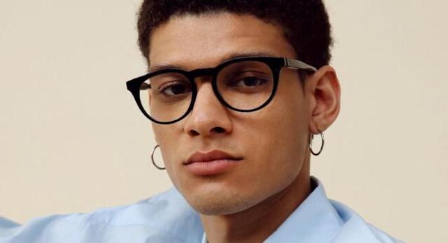 Csodaszemüveget villantottak a finnek, valós időben változik a dioptria