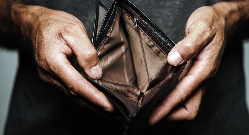 Nem kell egy fillér nélkül várni, hogy megjöjjön végre a nyugdíj - ez ilyenkor a megoldás