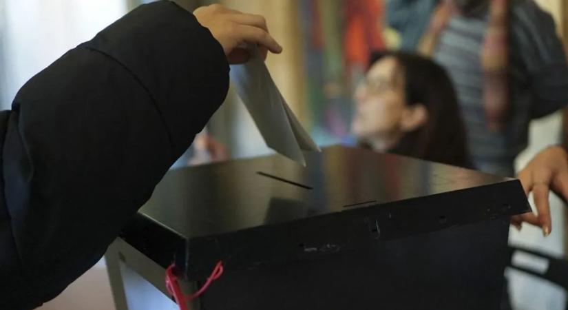 Választás 2026: mutatjuk, mikortól és hogyan regisztrálhatnak a pártok és politikai mozgalmak