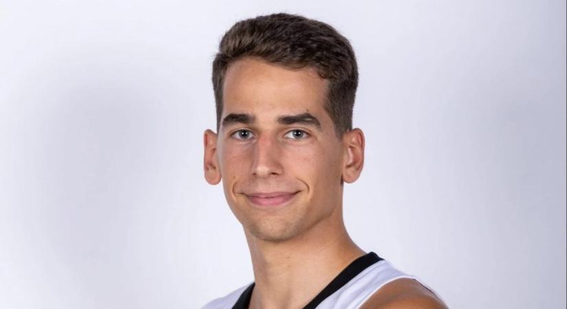 100 pontot szórt a debreceni Neuwirth Bence egy egyetemi kosármeccsen