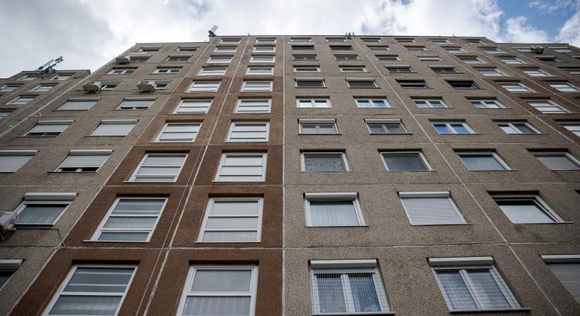 Duna House: fordulat a panellakás áraknál, Budapestet is elérheti a korrekció