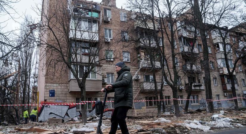Kijevben 5600 társasház fűtés nélkül maradt, 372 drónnal és rakétával támadtak az oroszok