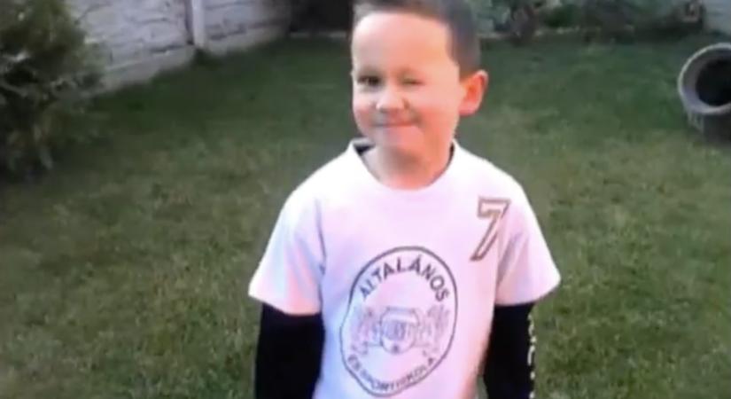 Micsoda videó: Tóth Alex már 6 évesen, a kertben is megmutatta