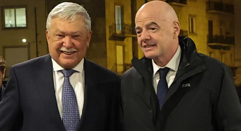 Gianni Infantino az MLSZ-gáláról posztolt; Ceferin Honvéd-felsőt kapott