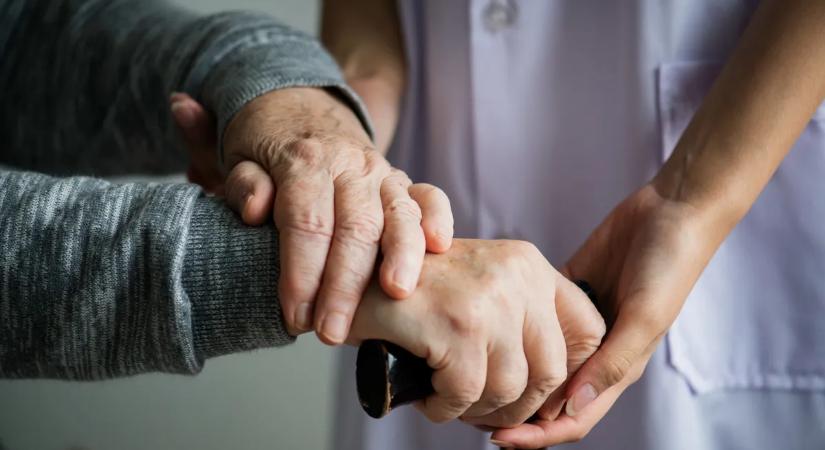 12 jel, amely arra utal, hogy valaki nemsokára meg fog halni