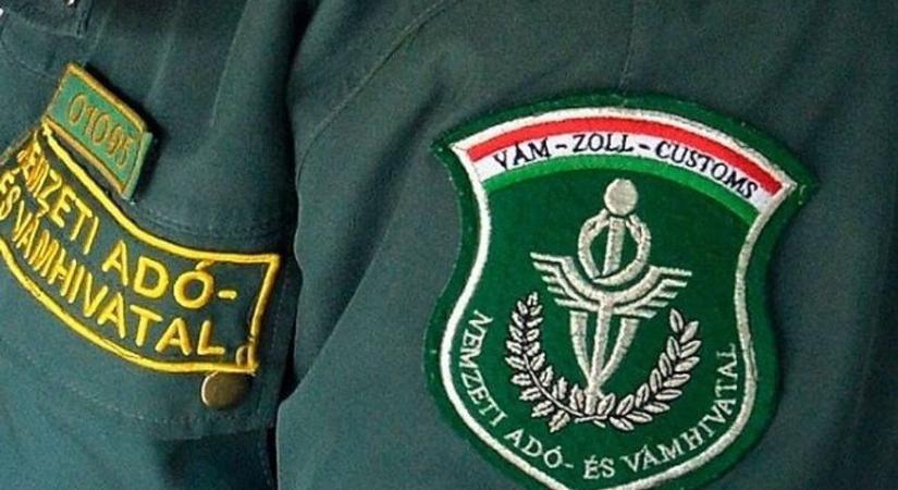 Ha ilyen e-mailt kapsz, azonnal töröld! Most a NAV nevében próbálnak adatokat lopni a csalók