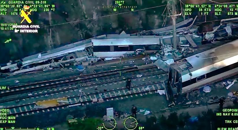 Újabb áldozatra bukkantak a spanyol vasúti szerencsétlenség helyszínén